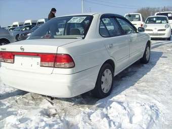 Nissan Sunny