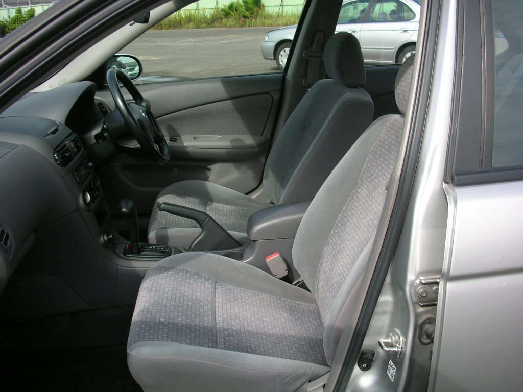 2003 Nissan Sunny