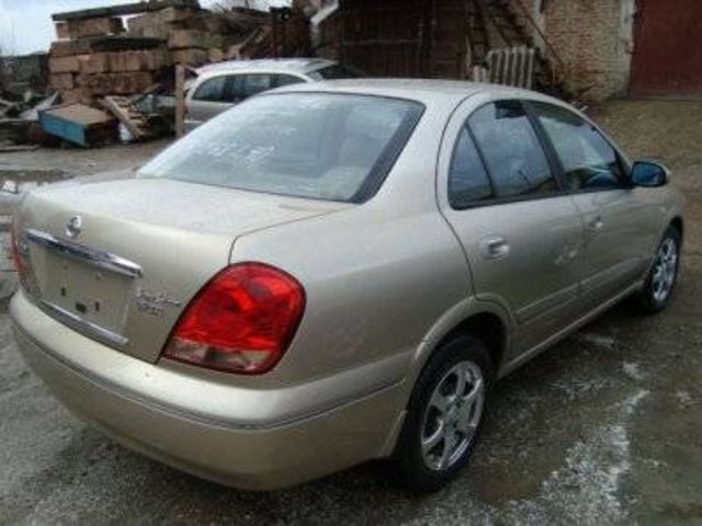 2003 Nissan Sunny