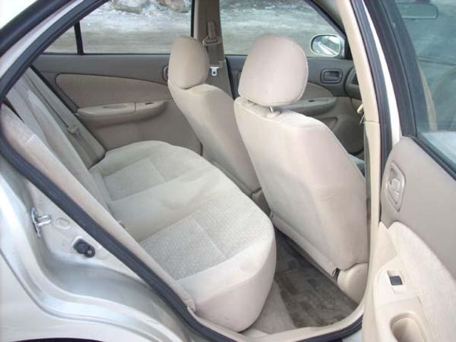 2003 Nissan Sunny