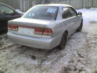 2003 Nissan Sunny