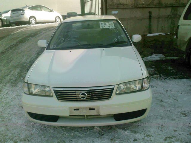 2003 Nissan Sunny