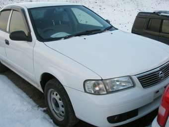 2003 Nissan Sunny