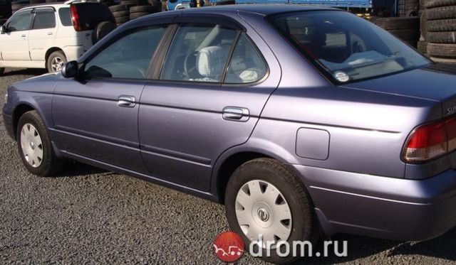 2003 Nissan Sunny