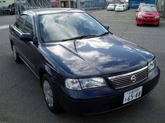 2003 Nissan Sunny Pictures