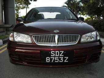 2003 Nissan Sunny Pictures