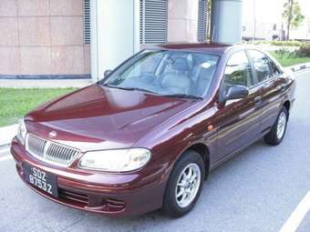 2003 Nissan Sunny Photos