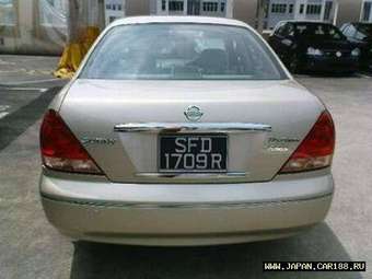 2003 Nissan Sunny Pictures