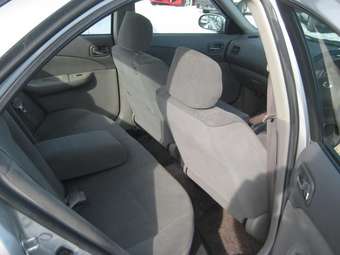 2003 Nissan Sunny Photos