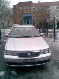 2003 Nissan Sunny Pictures