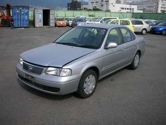 2003 Nissan Sunny Images