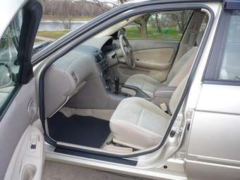 2003 Nissan Sunny Pics