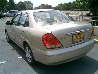 2003 Nissan Sunny Pictures