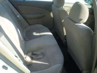 2003 Nissan Sunny Photos