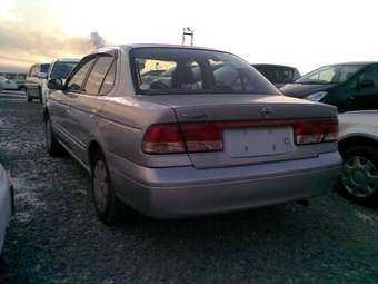 2003 Nissan Sunny Photos