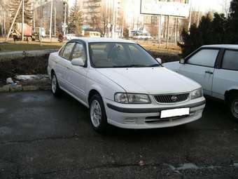 2003 Nissan Sunny Images