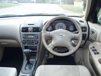 2003 Nissan Sunny Pics