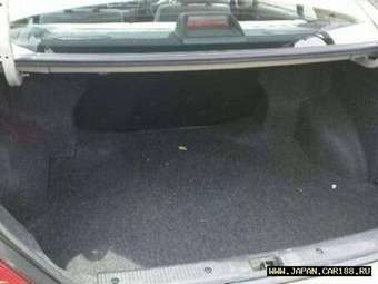 2003 Nissan Sunny Pictures