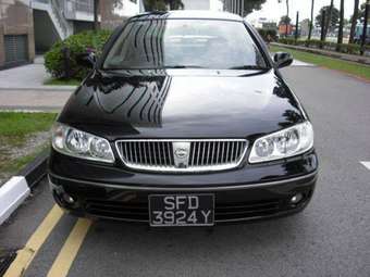 2003 Nissan Sunny Pictures