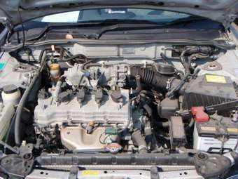 2003 Nissan Sunny Photos
