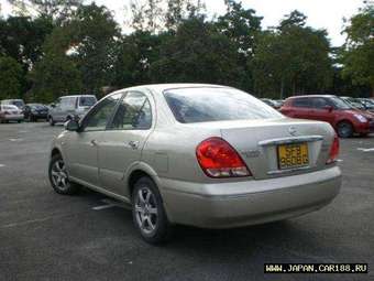 2003 Nissan Sunny Pictures