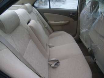 2003 Nissan Sunny Photos