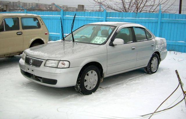 2003 Nissan Sunny