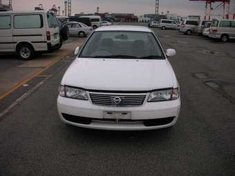 2003 Nissan Sunny Images