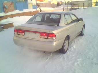 2003 Nissan Sunny Photos