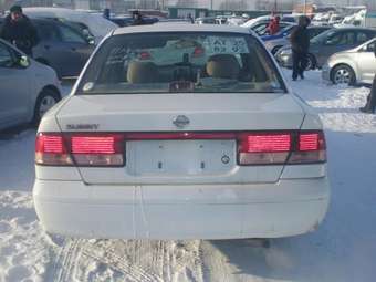 2003 Nissan Sunny Pictures