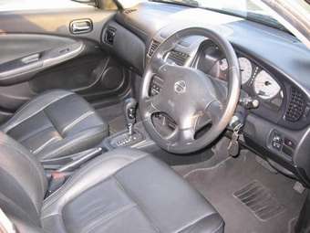 2003 Nissan Sunny Pictures