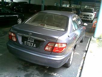 2003 Nissan Sunny Photos