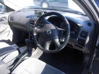 2003 Nissan Sunny Pics