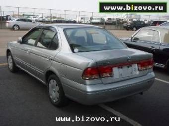 2003 Nissan Sunny Photos