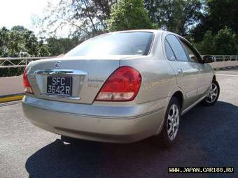 2003 Nissan Sunny Photos