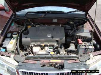 2003 Nissan Sunny Photos