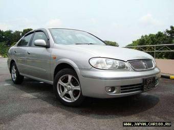 2003 Nissan Sunny Pics