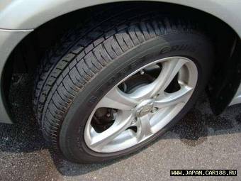 2003 Nissan Sunny Pictures