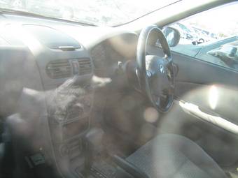 2003 Nissan Sunny Pictures