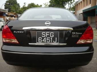2003 Nissan Sunny Images