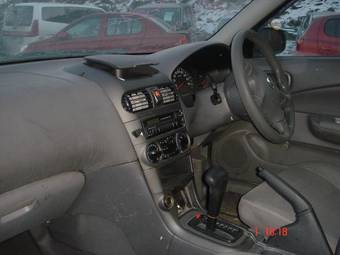 2003 Nissan Sunny Photos