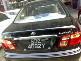 2003 Nissan Sunny Pictures