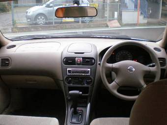 2003 Nissan Sunny Wallpapers