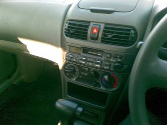 2003 Nissan Sunny Images