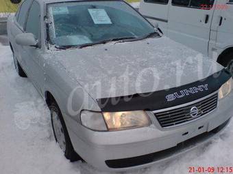 2003 Nissan Sunny Photos