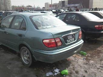 2003 Nissan Sunny Pictures