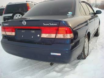 2003 Nissan Sunny Pictures