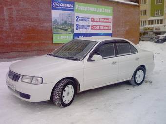 2003 Nissan Sunny Photos