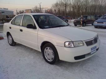 2003 Nissan Sunny Images