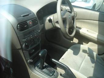 2003 Nissan Sunny Photos